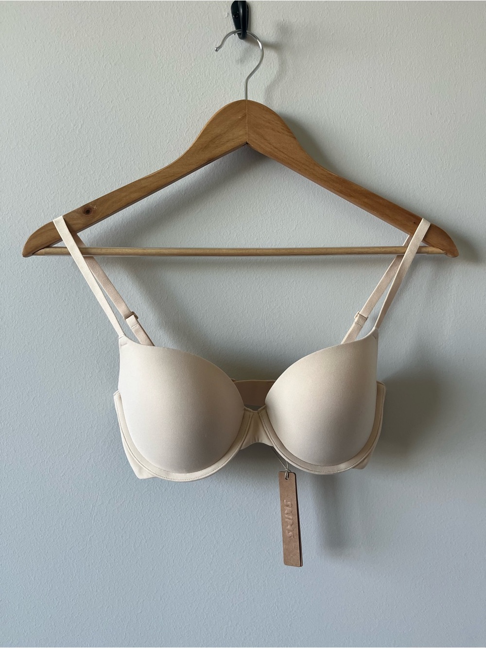 SKIMS Fits Everybody Push-Up Demi Bra 32D NWT Sand Color